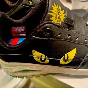 Women’s Skechers Grinch Shoes 7.5